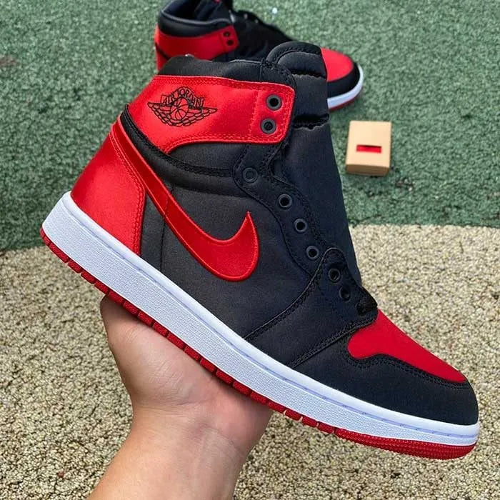 J1 RETRO HIGH OG ‘SATIN BRED’ (W)