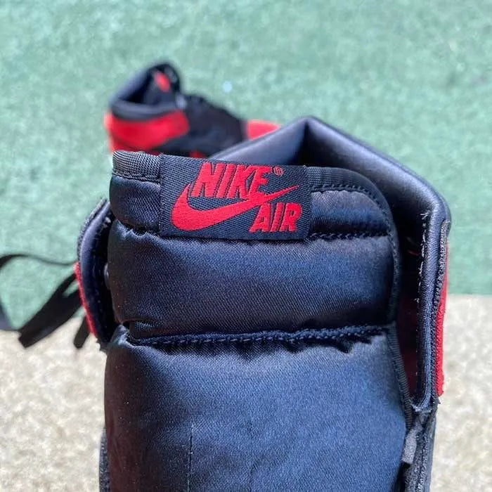 J1 RETRO HIGH OG ‘SATIN BRED’ (W)