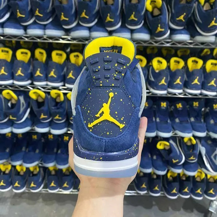 J4 RETRO ‘MICHIGAN WOLVERINES’ PE