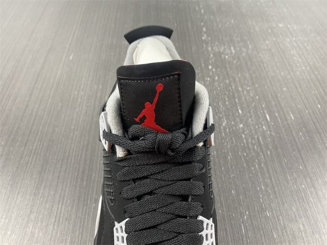 J4 Retro ‘Bred