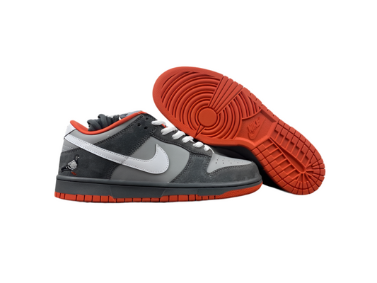 SB Dunk Low Staple Pigeon