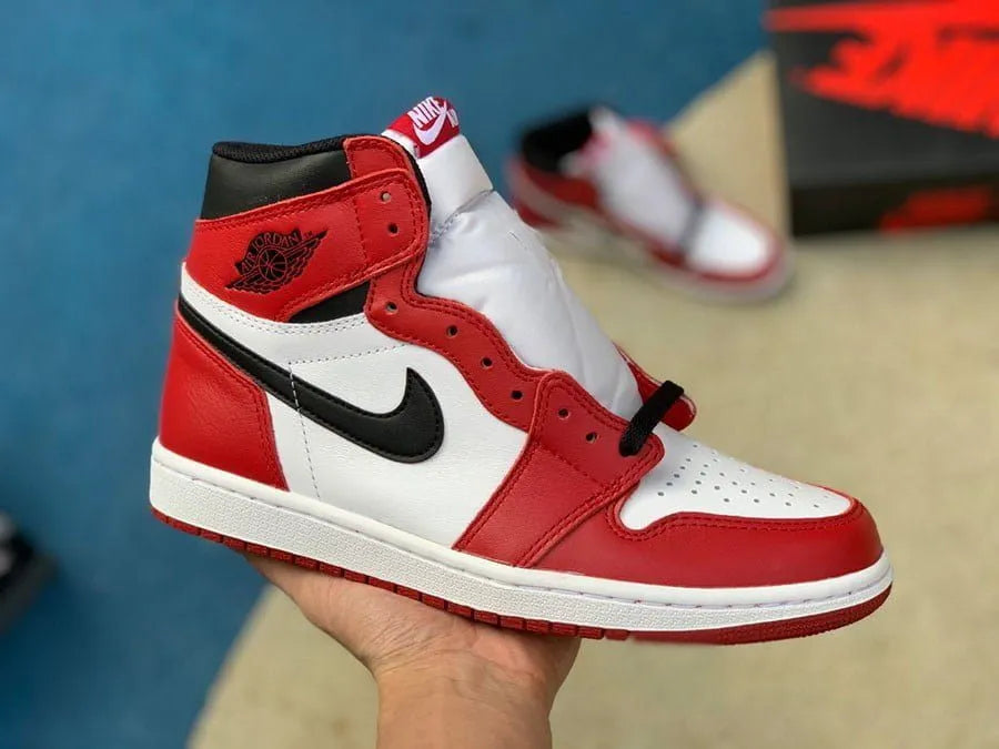 J1 Retro High OG ‘Chicago’