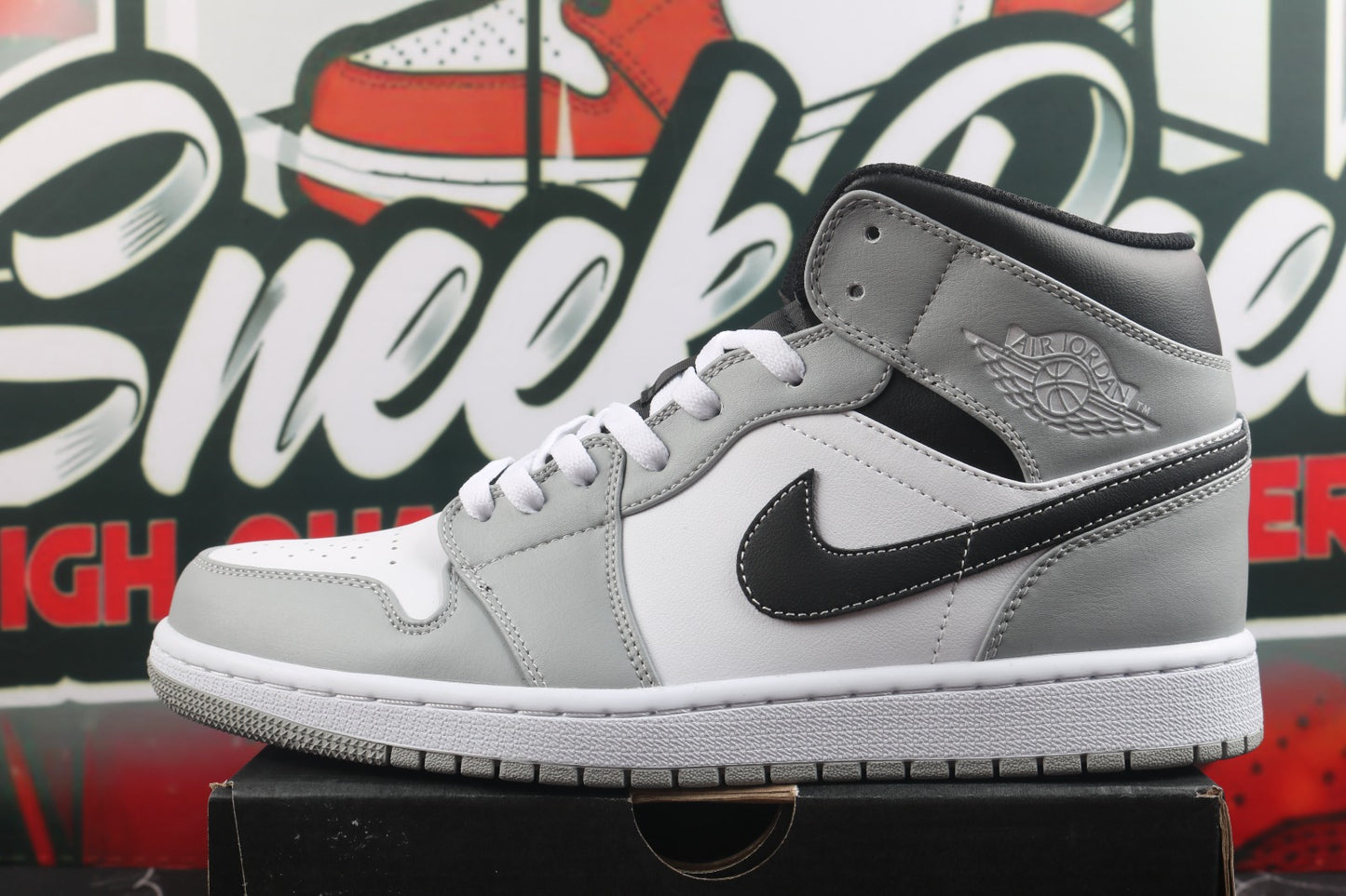 J1 Mid ‘Light Smoke Grey’