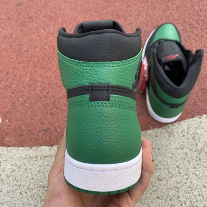 J1 Retro High OG ‘Pine Green 2.0’