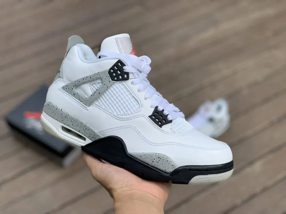 J4 Retro OG ‘White Cement’